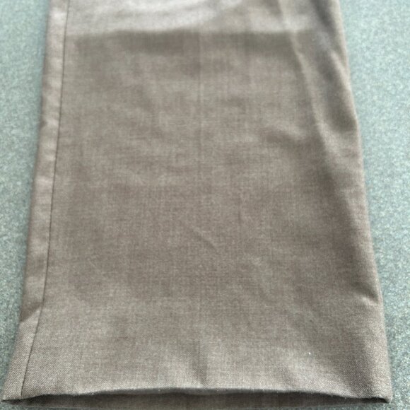 IZOD Men's Dress Pants - Brown - Size 40W/32L - Picture 9 of 10